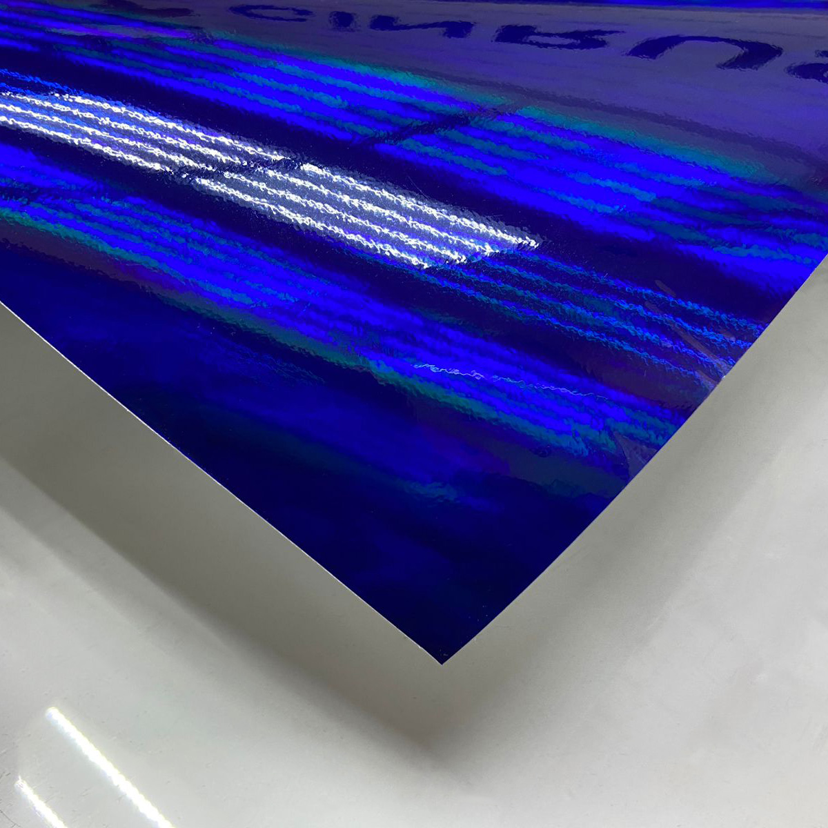 Пленка ЛАЗЕРНЫЙ хром синий (1,52*18м)