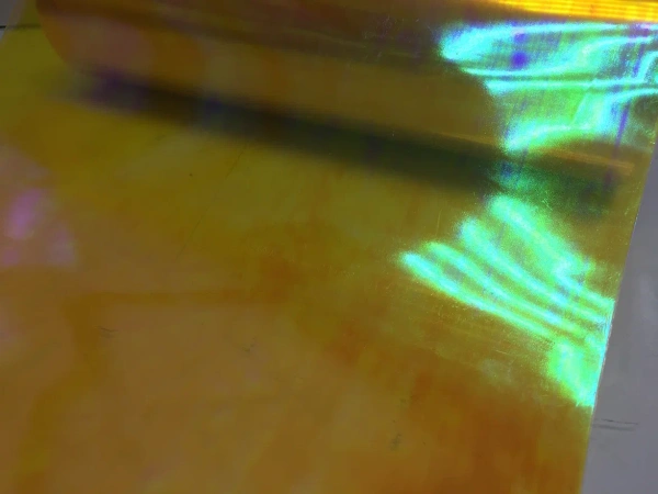 Пленка для фар хамелеон желтый