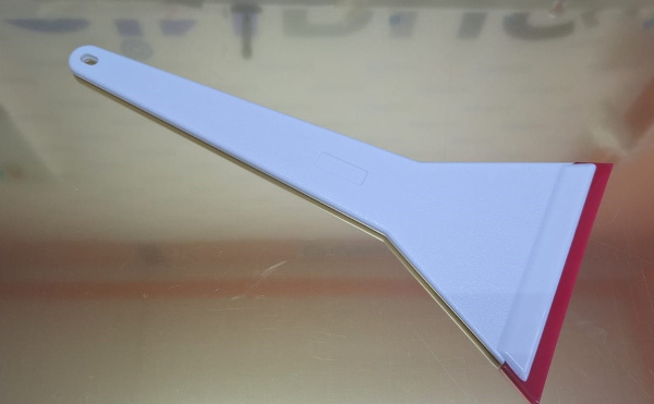 Уголок большой (с красной силиконовой вставкой)