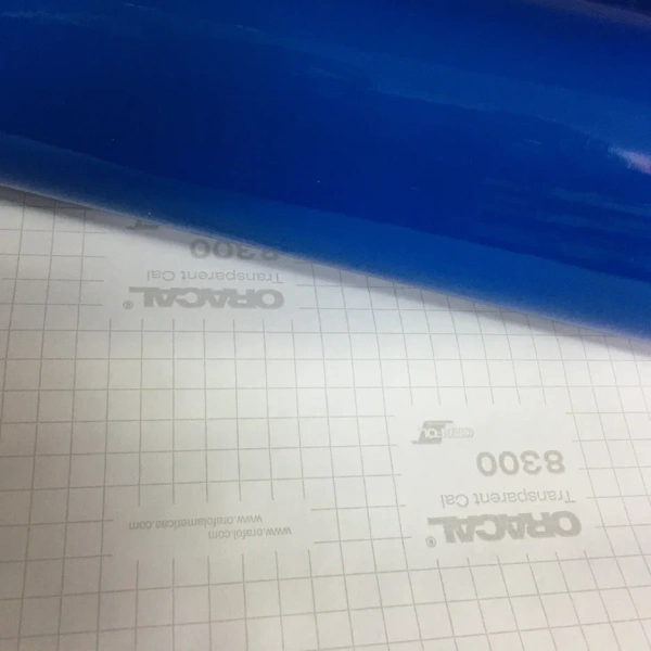 Пленка Oracal 8300, 096, 1x50м голубой (пог.м)