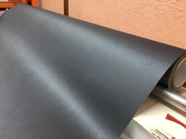 Пленка Алькантара серая (графит) на клею Five Star 1,52*15м