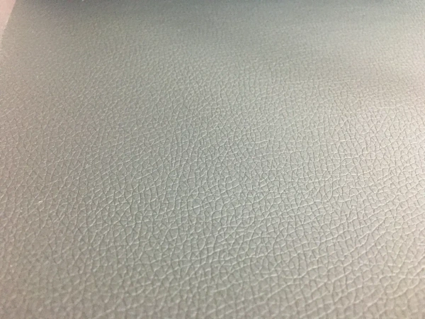 Винилискожа Орегон Черная шир. 1,4м толщина 0,6мм