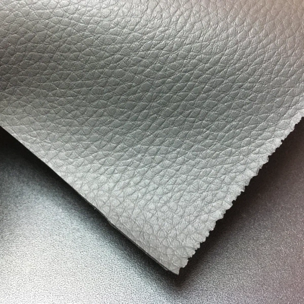 Термокожа универсальная безосновная Черная ширина 1,4м., толщина 0,9мм