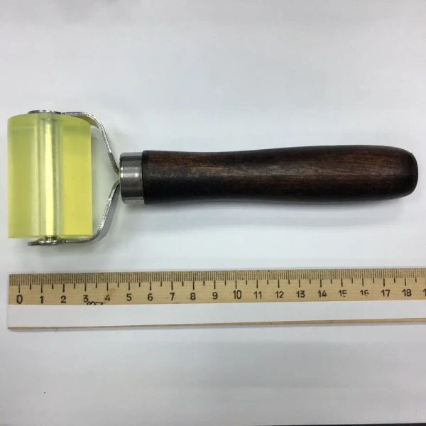 Ролик, валик желтый с ручкой 3см (узкий)