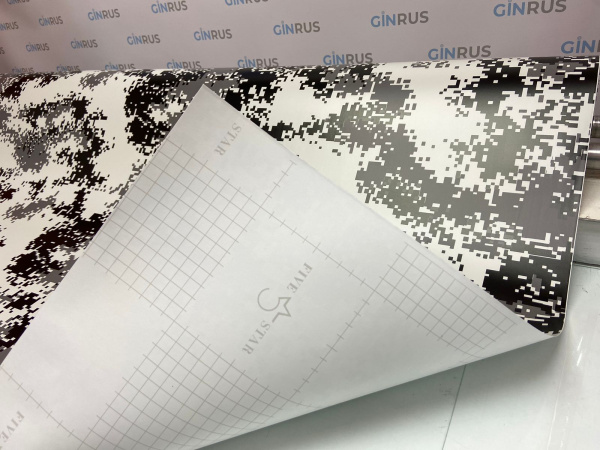 Пленка камуфляж  Черно-белый, пиксельный 110mkm (1,52*30м.)