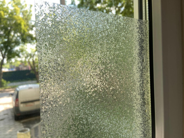 Пленка витражная статическая МН29 90см. х 50м.