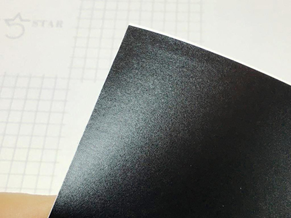 Пленка матовая текстурированная черная 5 star (1,52*30)