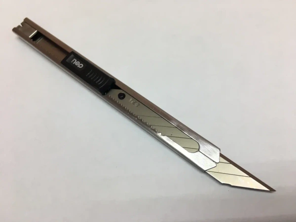 Нож канцелярский 9мм 30° эконом-57