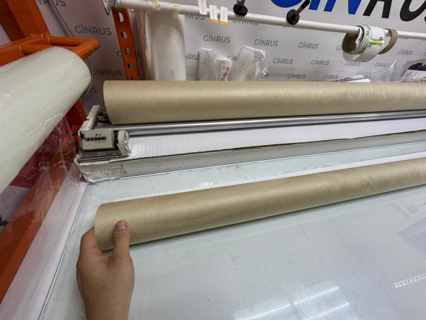 Пленка Алькантара светло-бежевая на клею 1.5*15м