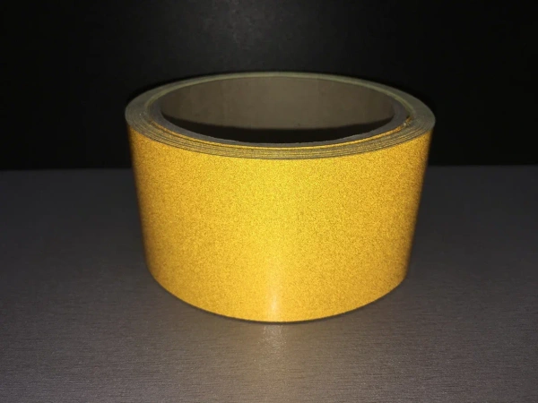 Светоотражающая лента , цвет желтый  50мм*50м (45,7м)