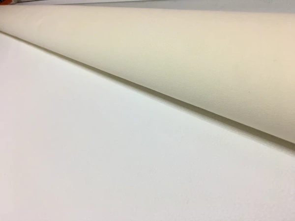 Винилискожа Аква структурная БЕЛАЯ ширина 1,4м толщина 0,9мм