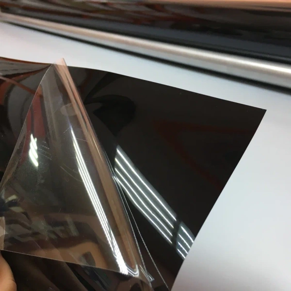 Черная глянцевая гибридная TPH BLACK Solarnex пленка (1,52мх15м),