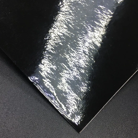 Глянцевая Пленка цвет Черный, 105mkm.,1,52*20м 5 star (с каналами и защиткой)