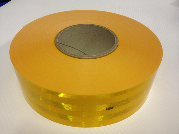 Светоотражающая 3M серия 983-71 цвет ЖЕЛТЫЙ 50мм*50м, Скотчлайт световозвращающая пленка