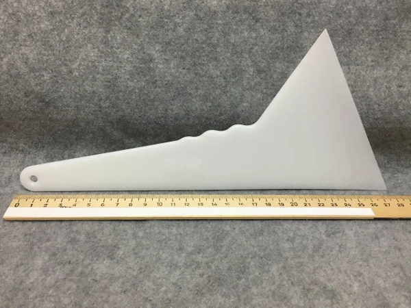 Скребок угловой пласт. 3М-boss (большой) уголок красный/белый/синий/зеленый