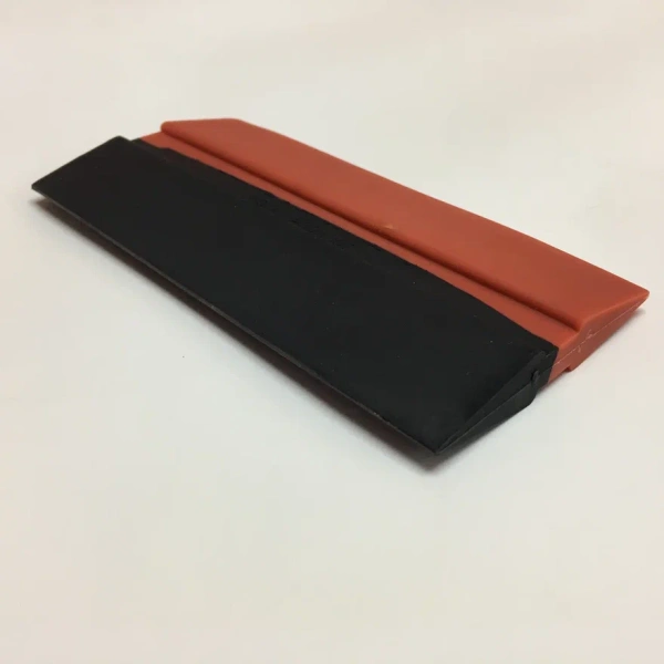 Ракель резиновый черно-красный