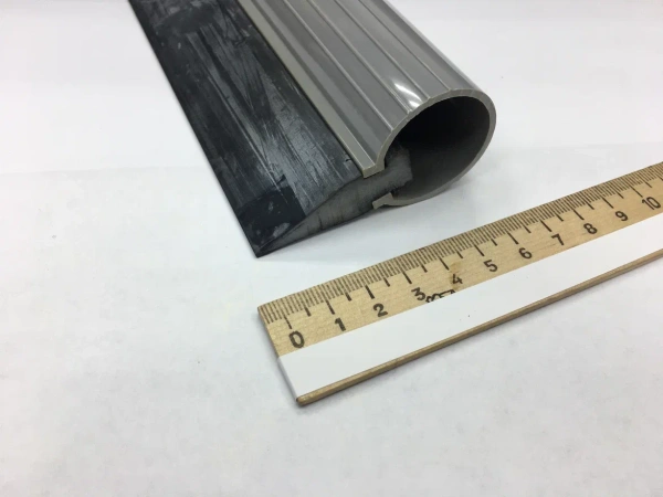 Выгонка широкая GT 119, черная резиновая s083 17см