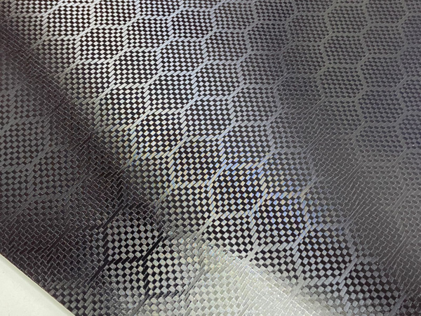 Пленка ПВХ 6D карбон new, HEXAGON BLACK CARBON FILM (1,52*17м.)