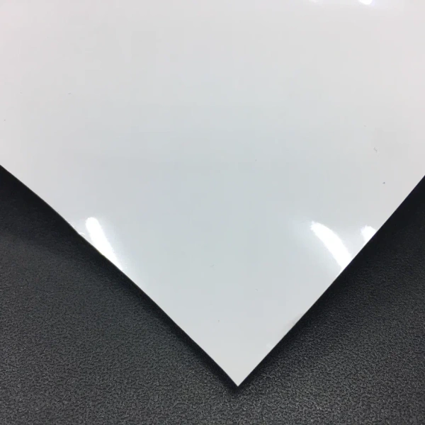 Пленка декоративная PF 00-1 (белая непрозрачная глянцевая USB) 1,52*30м