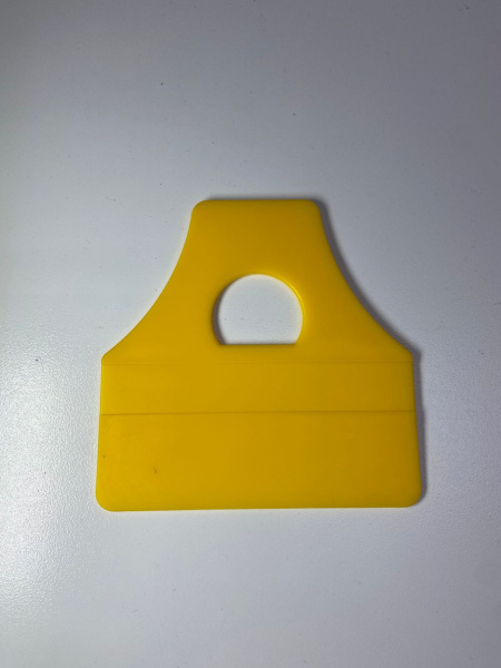 Скребок- выгонка 9,5см (без бархотки)