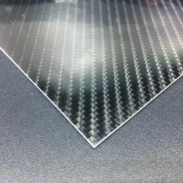 Пленка под карбон 6D черный, глянец (1,52*20м)